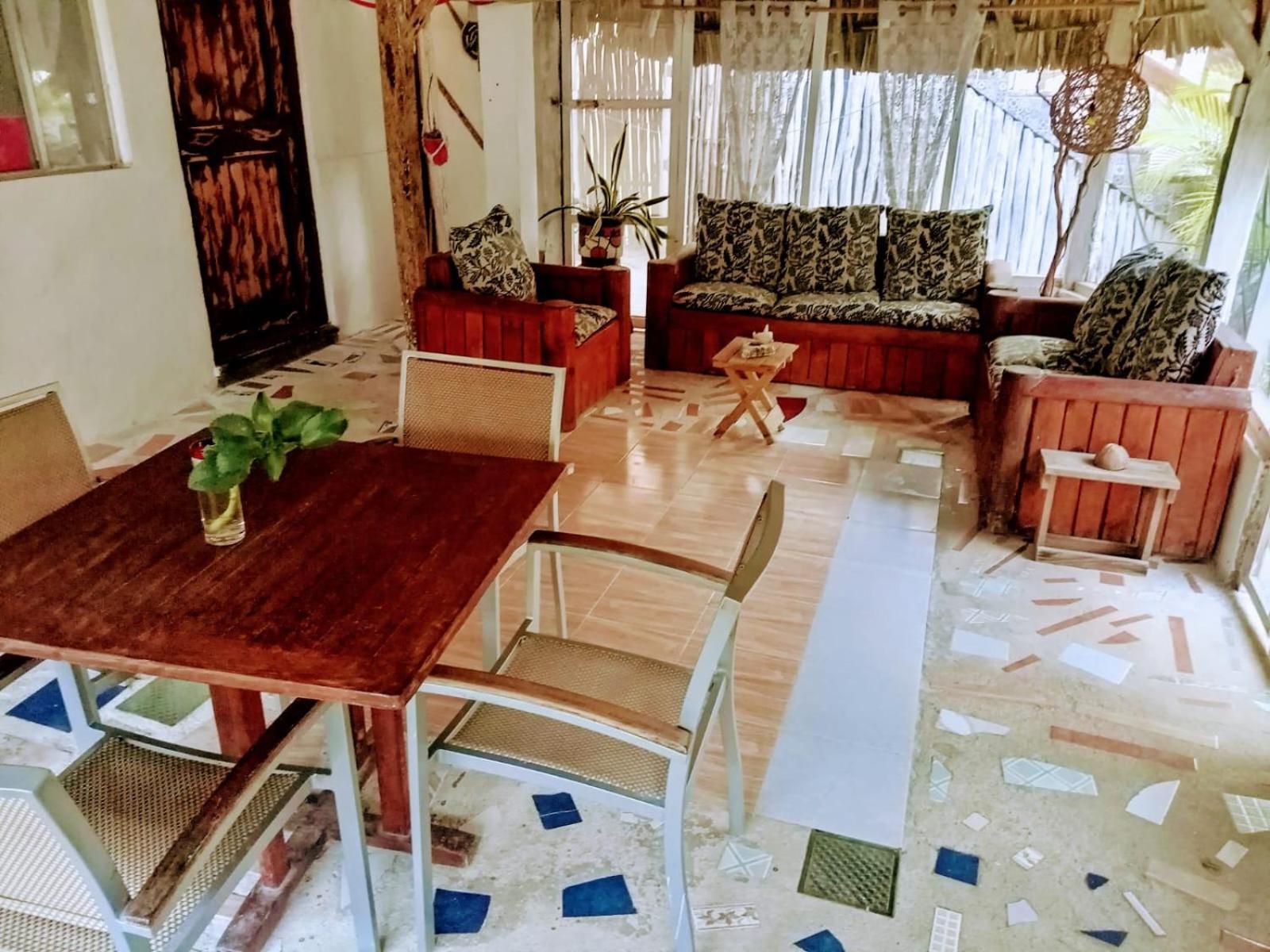 Casa Iguana-home Away El Cuyo